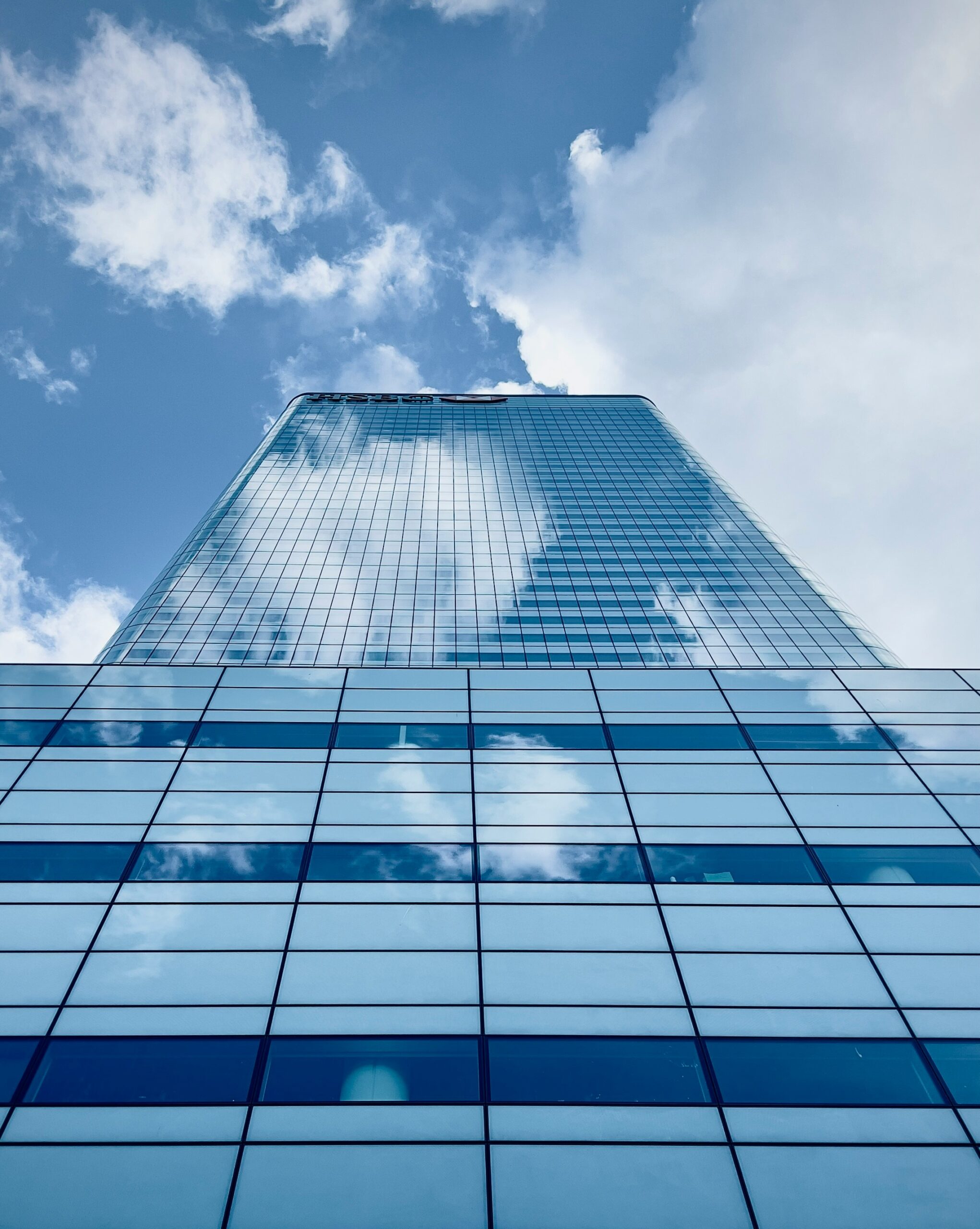 A very tall building with a lot of windows